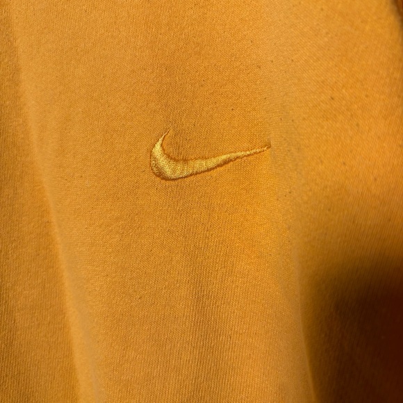 Vintage Nike Yellow Crewneck Sweater Soft Comfort - Picture 5 of 6
